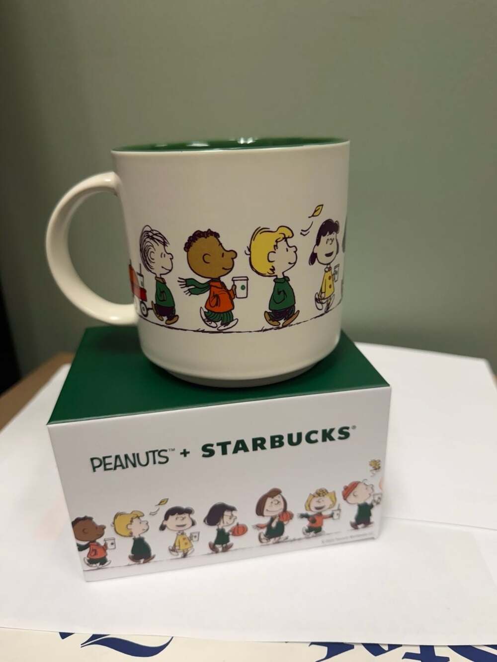 Starbucks Peanuts Snoopy Pumpkin Mug Green White
